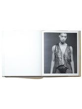 Load image into Gallery viewer, Bettina Rheims Modern Lovers book photography
